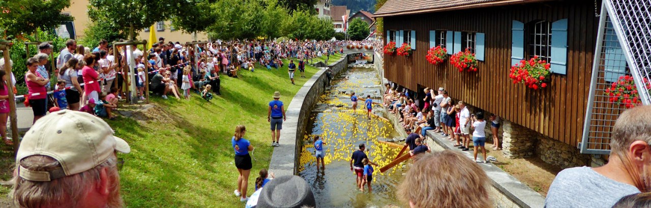Hausbachfest Weiler-Simmerberg mit Entenrennen &copy; Tourist Information Weiler-Simmerberg