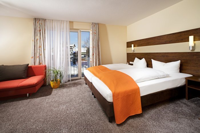 lindenbergerhof_1903 © _changed => 12.07.2016 um 13:42 Uhr lindenbergerhof_1903 © _changed => 12.07.2016 um 13:42 Uhr