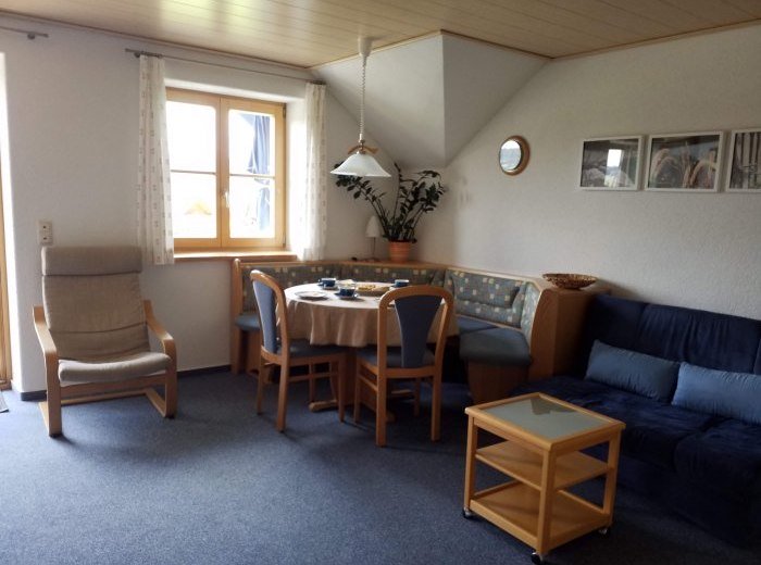 Wohn/Esszimmer © _changed => 14.12.2021 um 07:19 Uhr