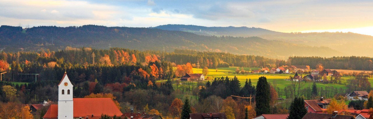 Gemeinde Hergatz im Westallgäu Wohmbrechts Sonnenuntergang