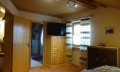 Blick auf TV und Badezimmer &copy; _changed => 10.01.2020 um 20:20 Uhr