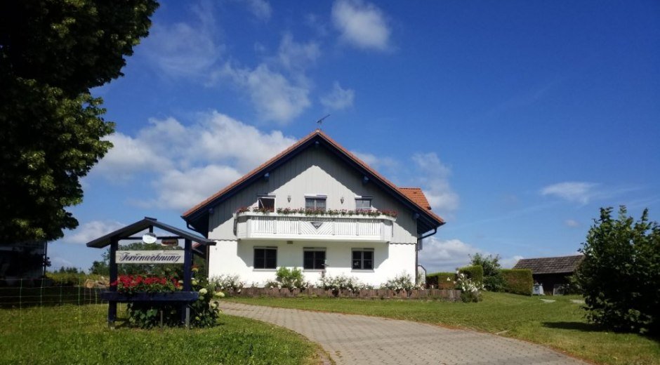 Haus / Einfahrt © _changed => 04.06.2020 um 13:58 Uhr