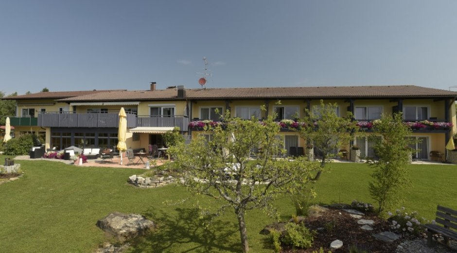 Gesamt Garten © _changed => 14.03.2018 um 10:58 Uhr Gesamt Garten © _changed => 14.03.2018 um 10:58 Uhr
