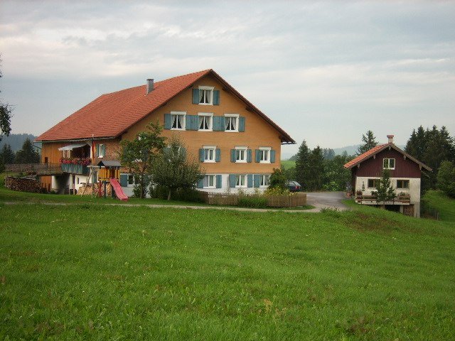 1054061