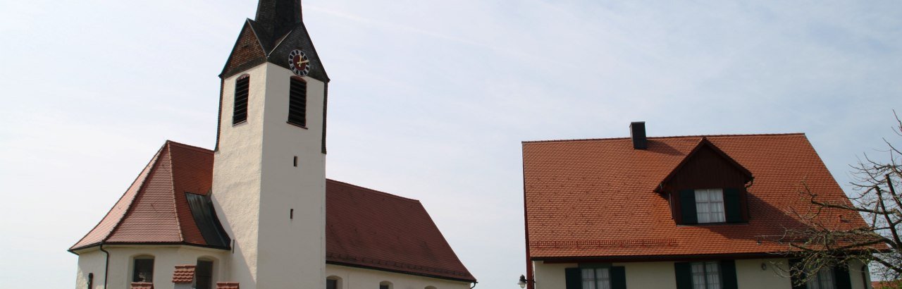Hergensweiler mit Kirche und Museum