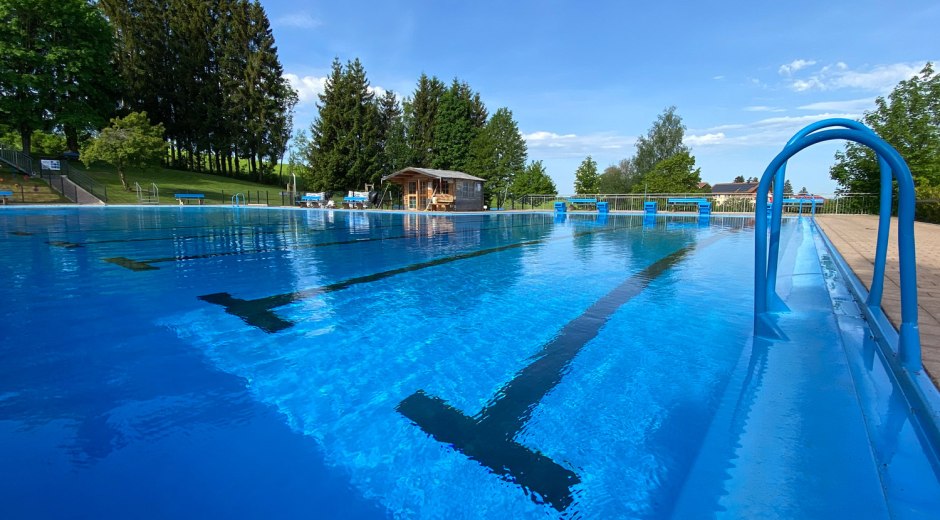 glasklares Wasser im Freibad Oberreute glasklares Wasser im Freibad Oberreute