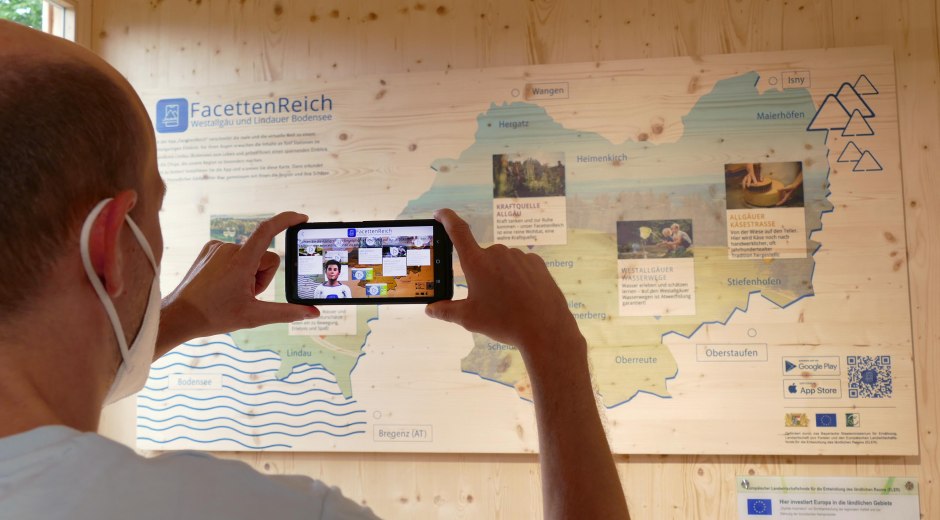 Interaktive Erlebniskarte FacettenReich im Pavillon des Regionalbeitrags des Landkreises Lindau (Bodensee) auf der Gartenschau Lindau 2021 Interaktive Erlebniskarte FacettenReich im Pavillon des Regionalbeitrags des Landkreises Lindau (Bodensee) auf der Gartenschau Lindau 2021