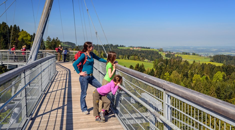 Skywalk Allgäu mit Blick auf die Allgäuer Landschaft Skywalk Allgäu mit Blick auf die Allgäuer Landschaft