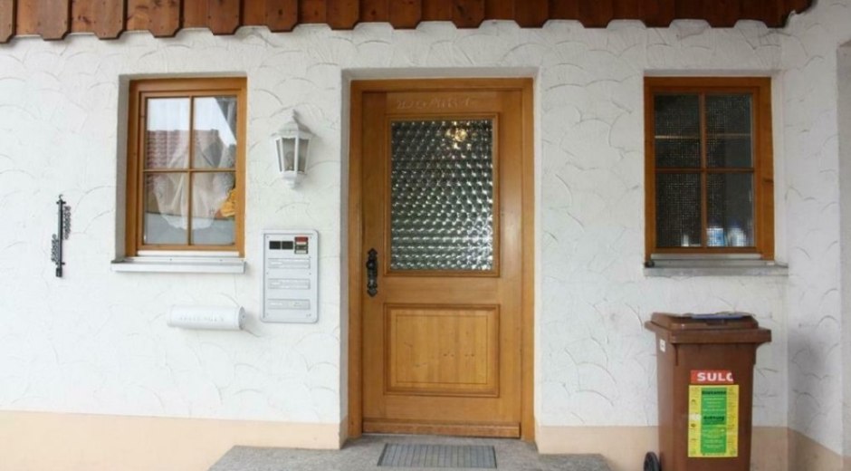 Haust&uuml;r &copy; _changed => 21.01.2020 um 19:10 Uhr