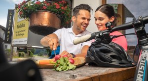 Pause auf der Radtour mit leckerem Allg&auml;uer K&auml;se